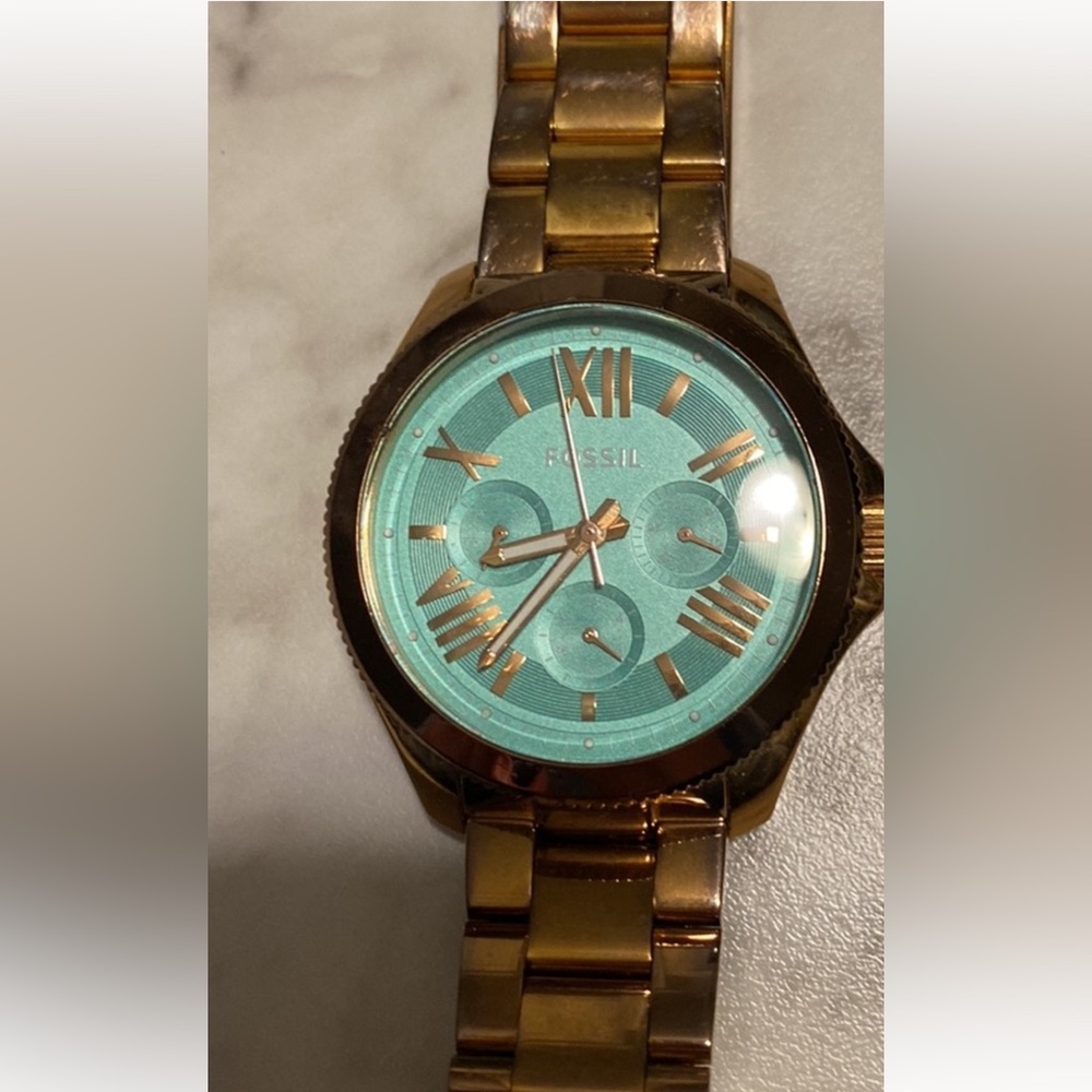 Fossil woman’s watch